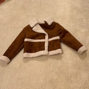 Little girl’s size xs 4/5 faux suede and Sherpa jacket